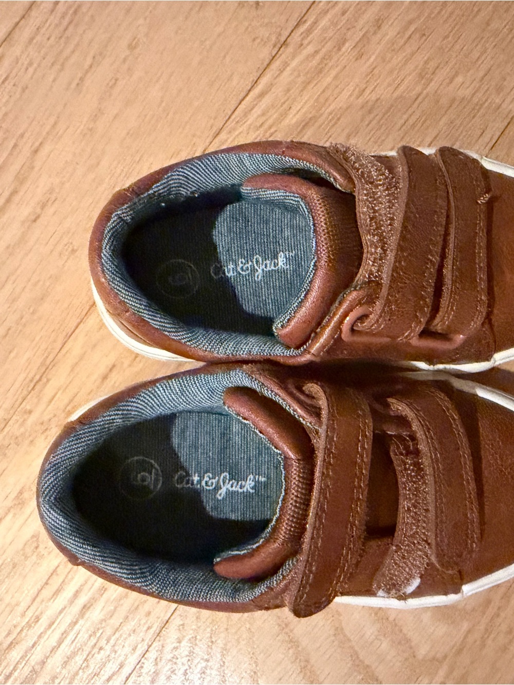 Cat & Jack Brown Velcro Kids Sneakers